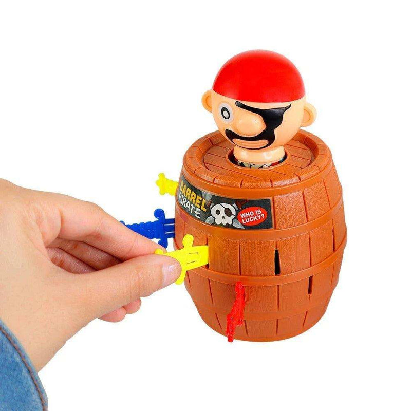 Brinquedo pula pirata com espadas - Leão Shop